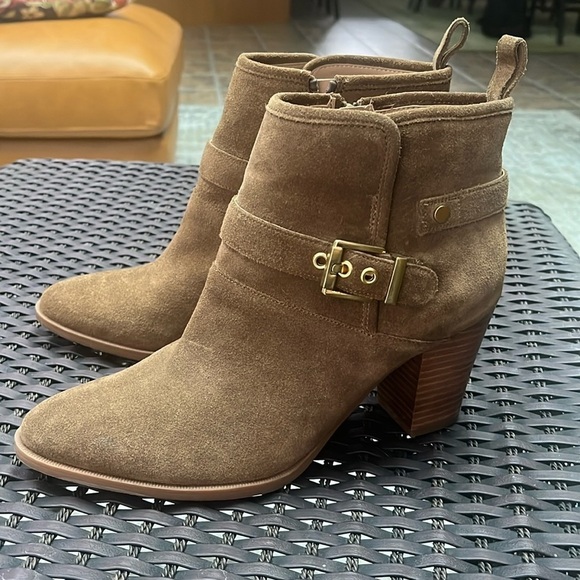 Franco Sarto Dorinda Suede Leather Ankle Bootie Sz 9.5 - Picture 5 of 9